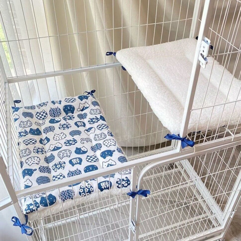 Cat Cage Platform Mat - Blue cat pattern on white background (40x60cm)