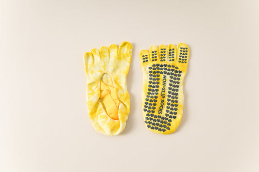 2 Pairs Yellow Tie-Dye Non-Slip Yoga Socks for Women - Five-Toe Cotton Blend Socks for Pilates and Indoor Sports