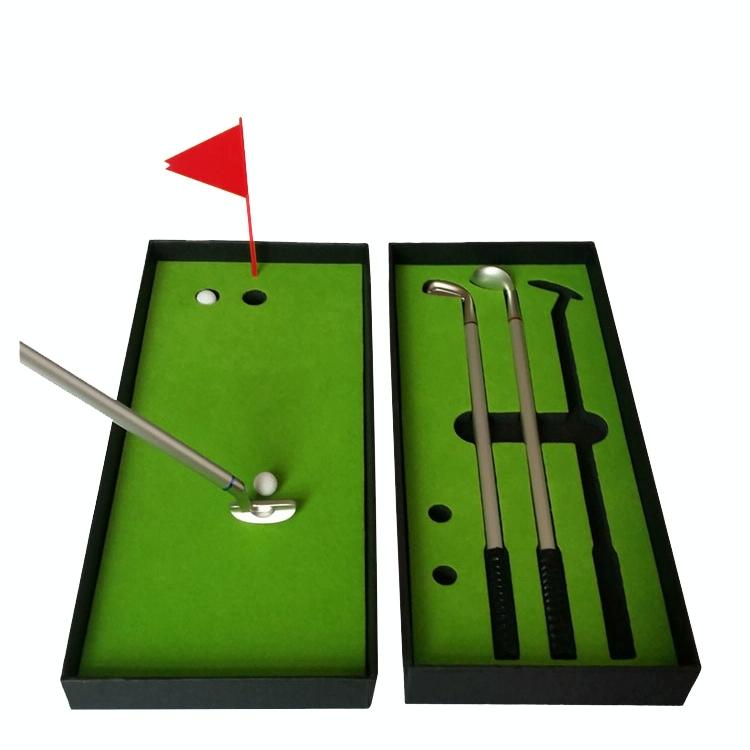 Mini Golf Putting Mat Trainer - 24.5x10.5x3.5cm Court Push Rod