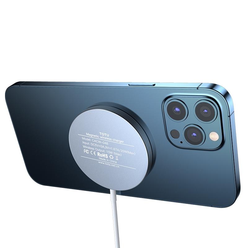 15W Magnetic Wireless Charger White